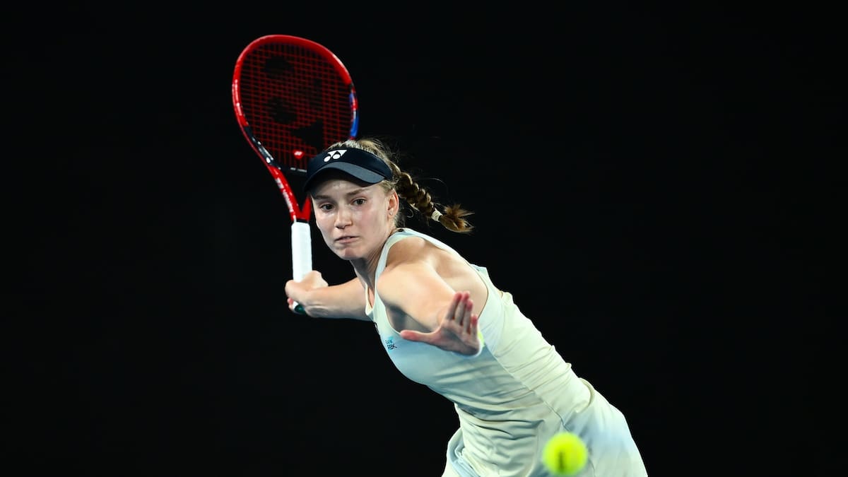 Golpe a la cátedra: Rybakina baja a Sabalenka en un partidazo y gana su primer Australian Open