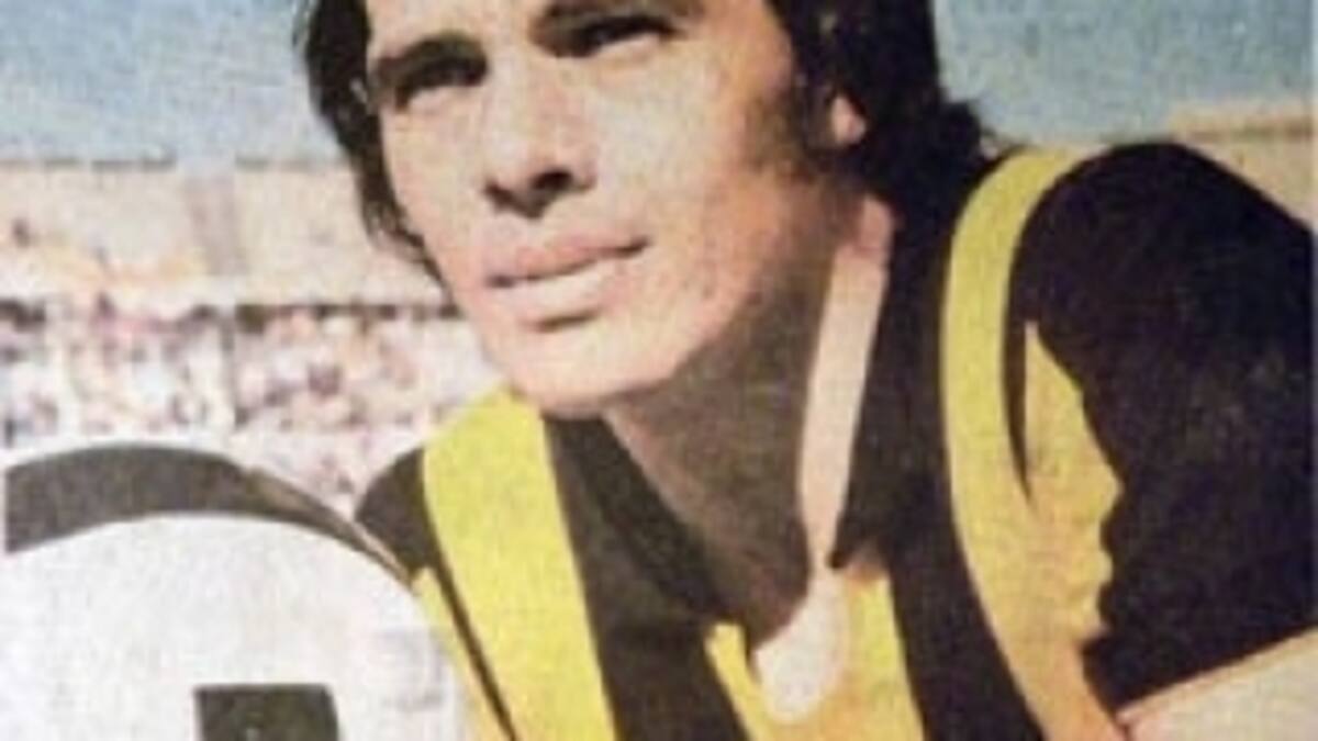 El defensa fue el primer chileno en salir campeón continental con un club extranjero