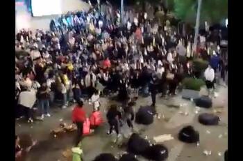 VIDEO | Batalla campal entre venezolanos y colombianos tras eliminación de la Vinotinto