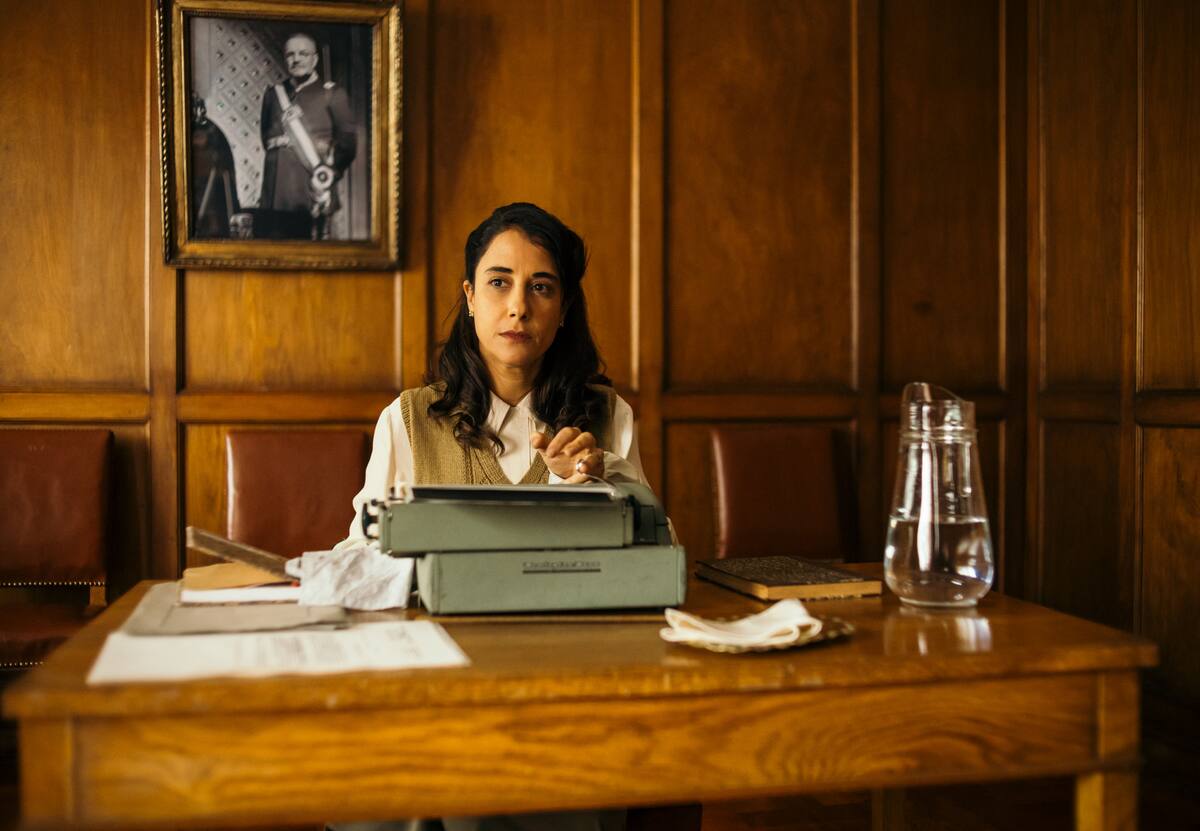 Elisa Zulueta es Mercedes en El Lugar De La Otra