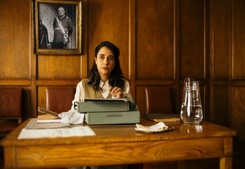 Elisa Zulueta es Mercedes en El Lugar De La Otra