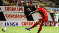 Llegó como goleador letal al fútbol chileno y duró apenas un semestre: le rescindieron contrato