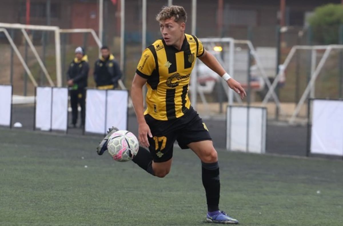 logró el ascenso al profesionalismo con Concón National.