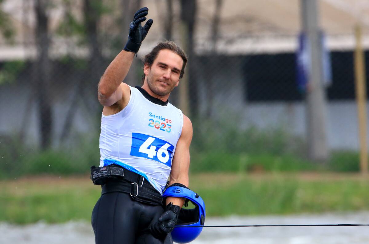 ¡Con esquís prestados! Así fue el salto que le dio la medalla de oro a Emile Ritter en Santiago 2023