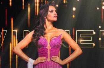 Emilia Dides sorprende con su hermosa voz en los Premios Musa 2024