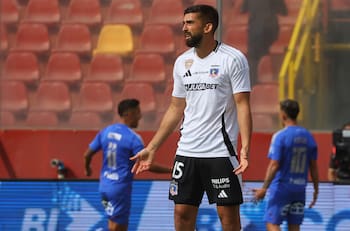 VIDEO | Furia en Colo Colo: Emiliano Amor no soportó una rabona de Maxi Guerrero y lo fue a encarar