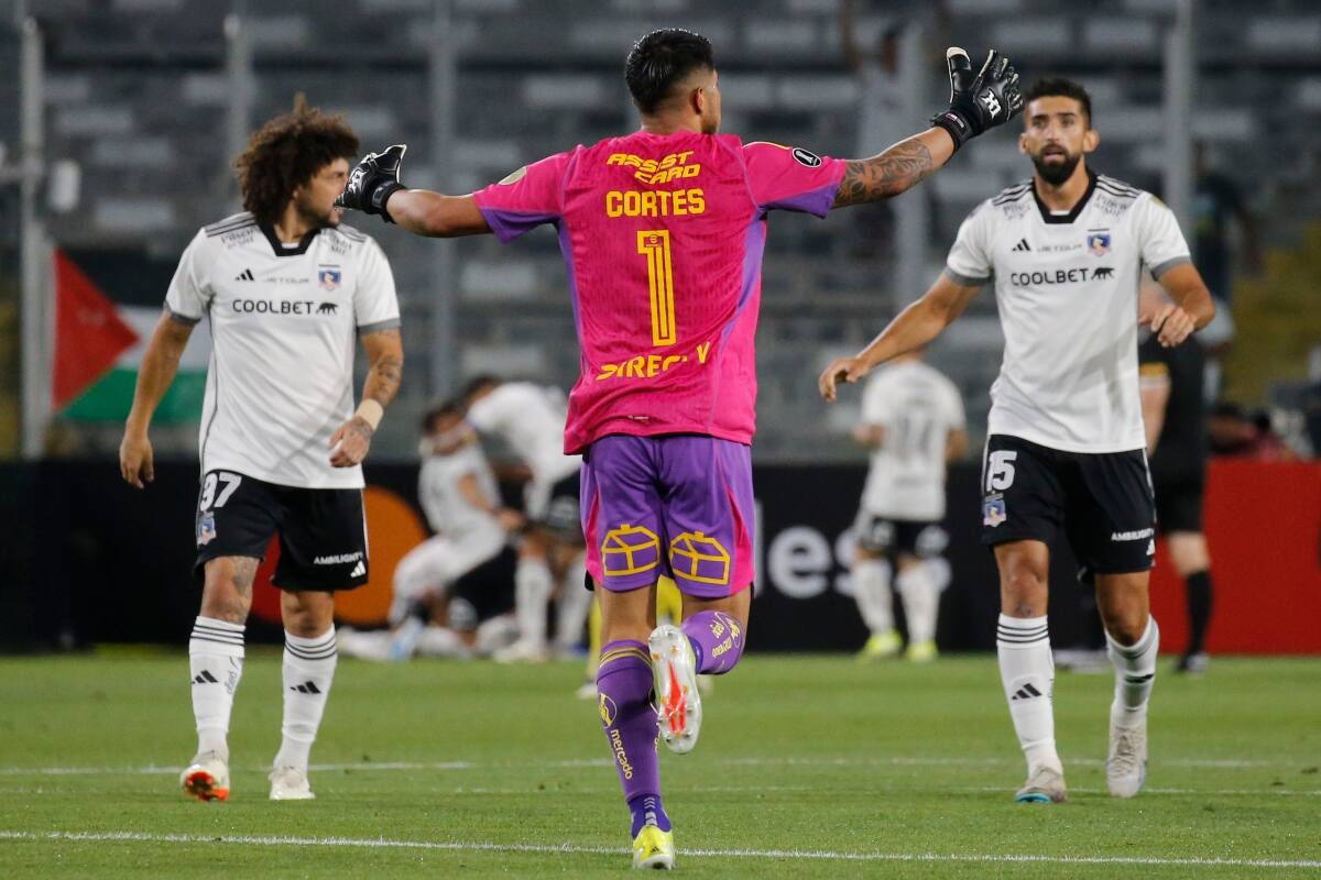 junto a Maximiliano Falcón y Brayan Cortés en Colo Colo.