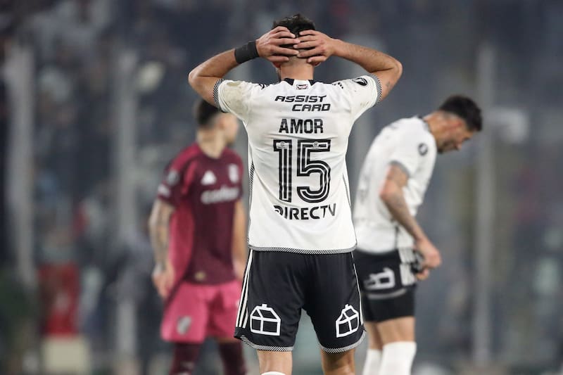 es uno de los cuatro jugadores que dejó Colo Colo.