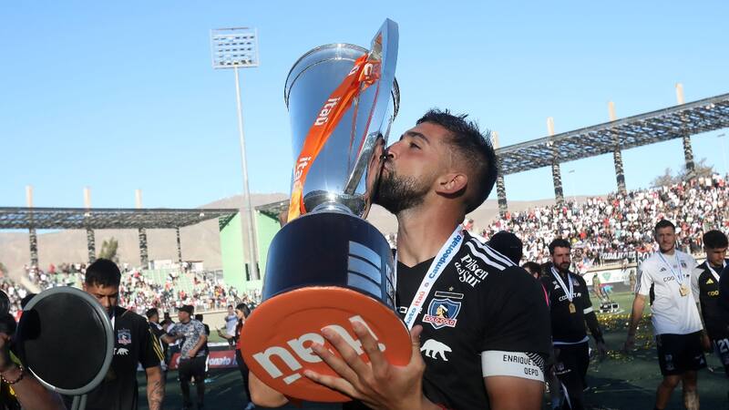 Revelan que Colo Colo se contactó con Emiliano Amor tras la salida de Maxi Falcón: “Morón lo llamó”