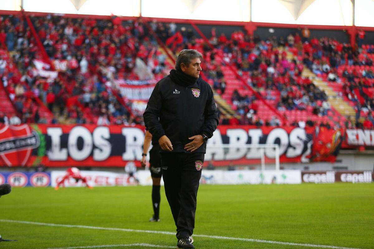Fue sumamente criticado tras la derrota contra Ñublense. Foto: Mauricio Ulloa/Photosport
