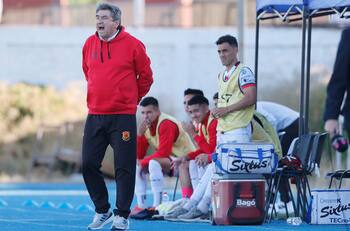 Sorpresa: Rangers terminó su vínculo con Emiliano Astorga y ya tiene nuevo DT