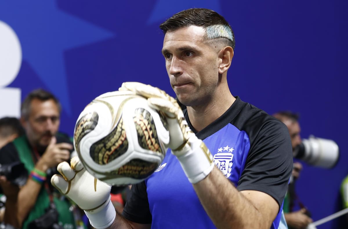 ¿Se retira? La sorpresiva promesa del Dibu Martínez en caso de ser campeón con Argentina del Mundial 2026