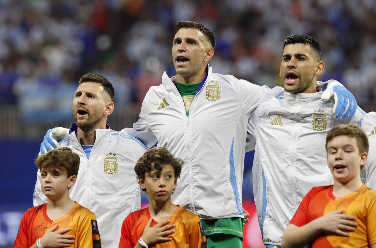 Dibu Martínez y su polémica celebración del gol ante Chile: “Lo grité a la…”