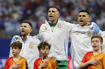 Dibu Martínez y su polémica celebración del gol ante Chile: “Lo grité a la…”