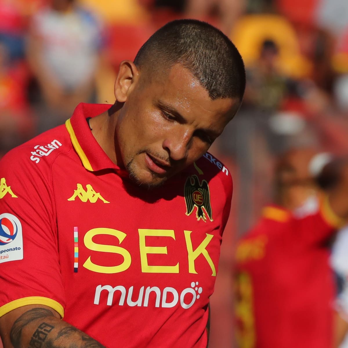 Club de Primera B le da tremendo portazo a Emiliano Vecchio en su frustrado intento de volver a Chile