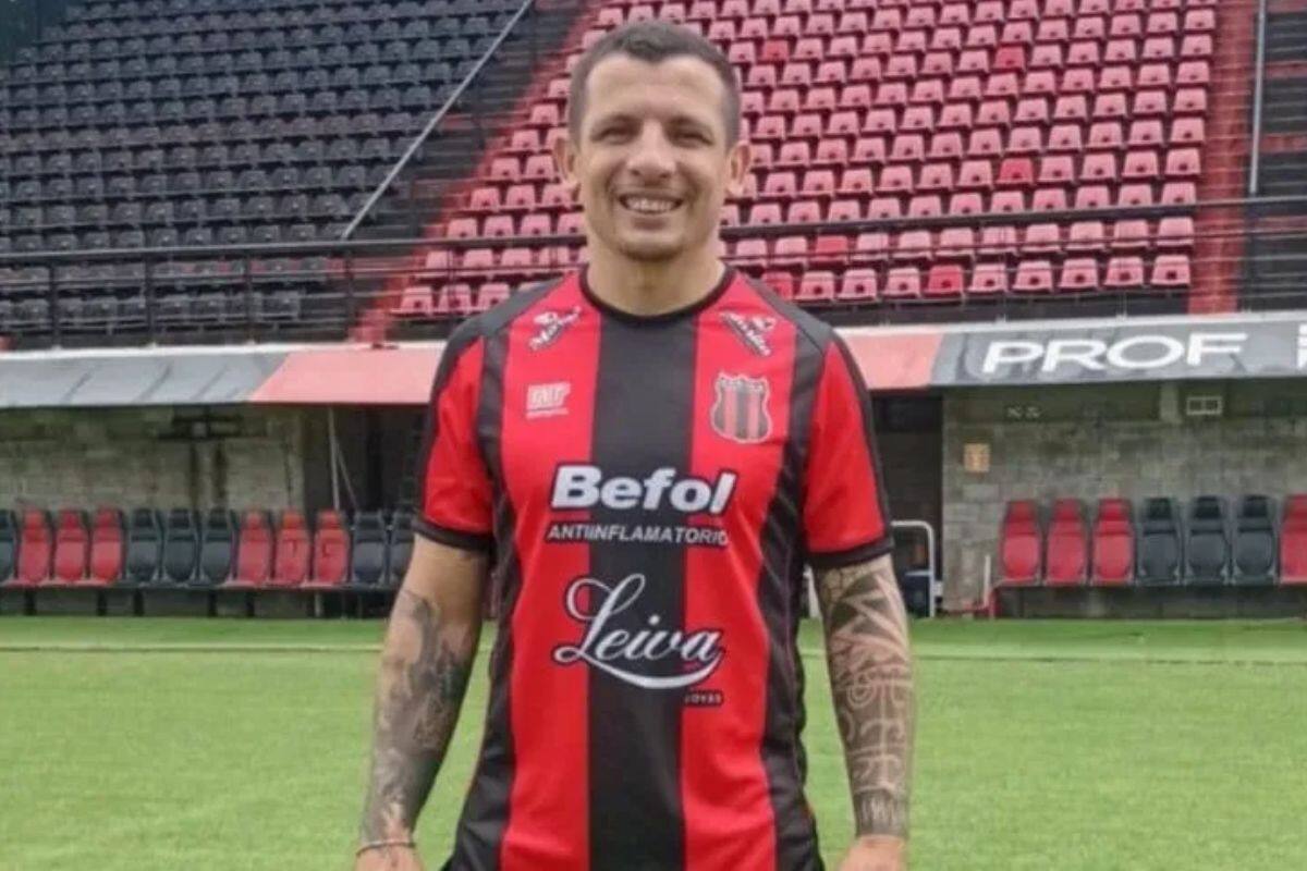 Tiene nuevo equipo.