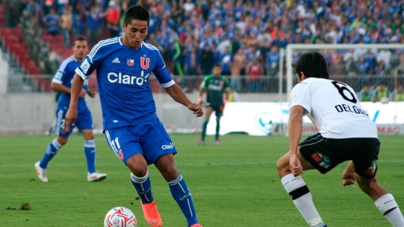 El delantero fue formado en Universidad de Chile.