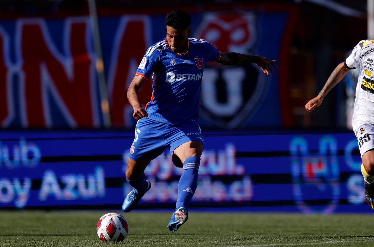 La U habría asegurado millonaria venta con olvidado volante: libera cupo de extranjero para 2026