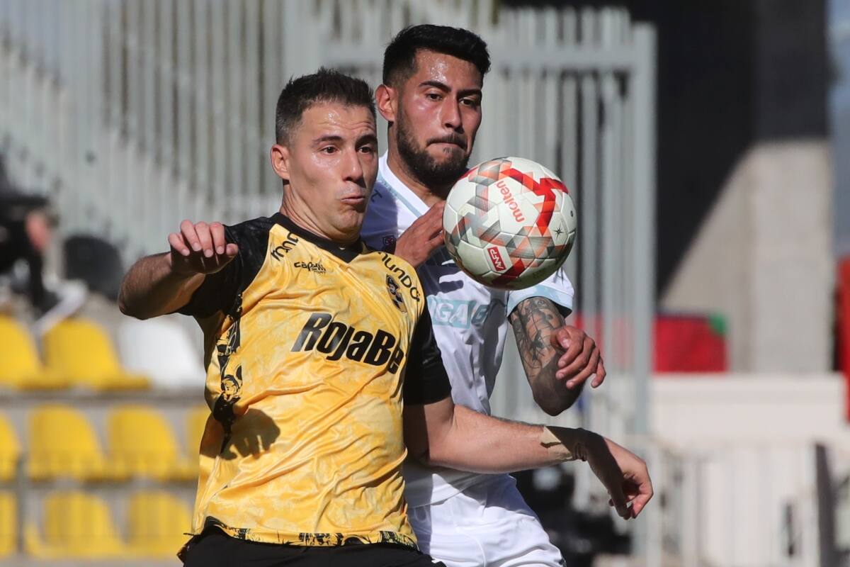 Emmanuel Ojeda fue titular en la U ante Coquimbo Unido