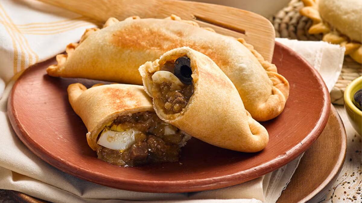 Chef Álvaro Barrientos entrega la mejor receta de empanadas de pino fritas para Fiestas Patrias