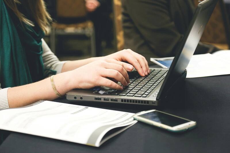 Esta primera oficina está en la RM. Créditos: Pexels.