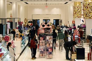 Histórica multitienda con presencia mundial anuncia el cierre de 150 tiendas