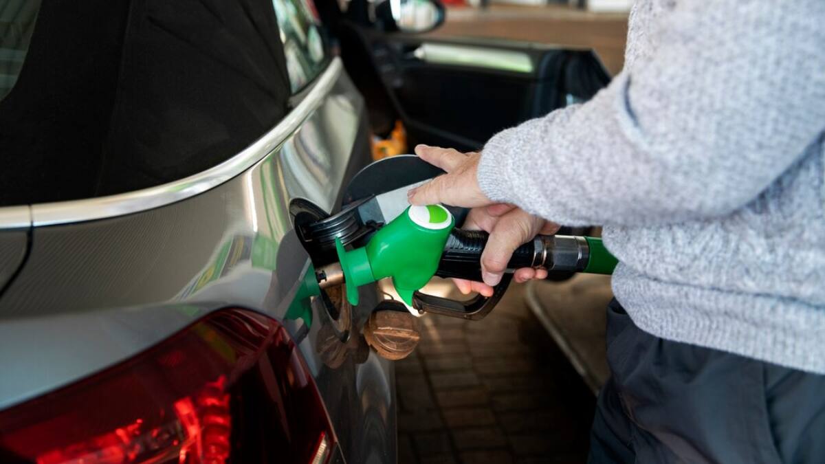 Enap confirmó significativa caída en el precio de los combustibles: ¿cuánto bajaron?