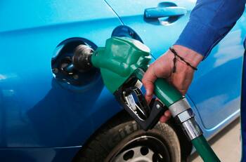 Precio de la bencina: ¿Suben o bajan los combustibles?