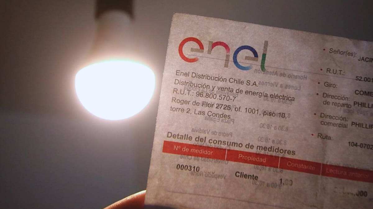 Enel advierte por cortes de luz en Santiago para este viernes: Estas comunas no tendrán suministro por hasta 8 horas