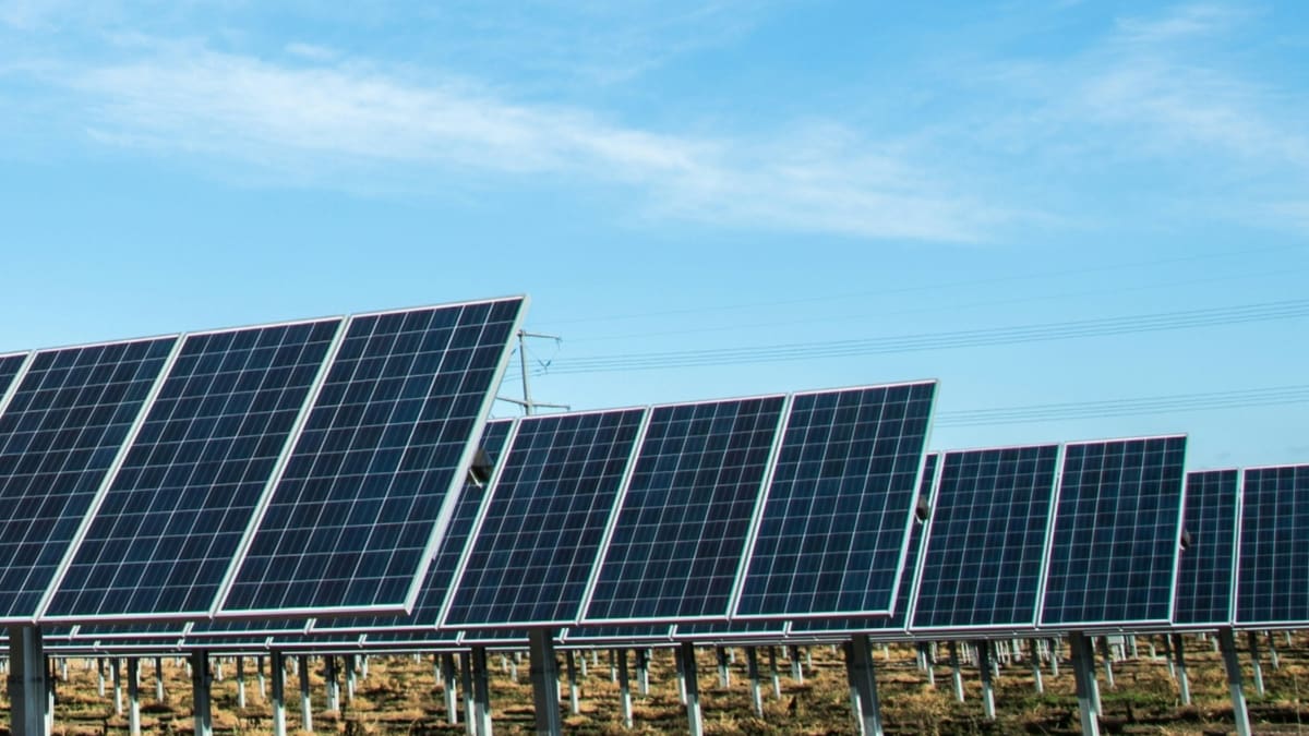 Empresa española realiza gigantesca compra de proyectos solares en el norte de Chile: Más de $100 millones de dólares