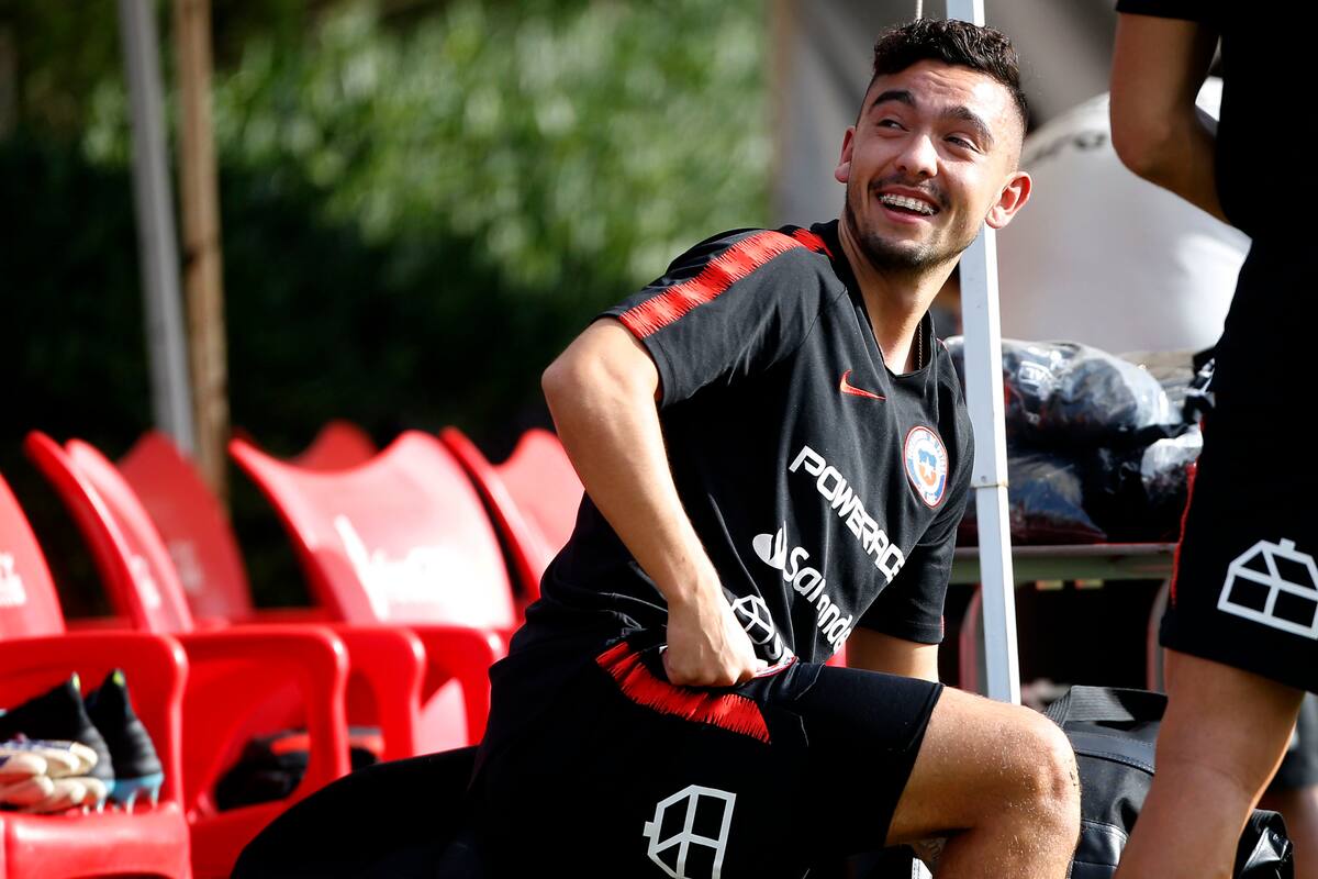 ******COBERTURA ESPECIAL, DISPONIBLE SOLO PARA CLIENTES ESPECIALMENTE ABONADOS*******
Futbol, entrenamiento de la seleccion chilena en el hotel Principe Felipe
El jugador de la seleccion chilena Niklas Castro es fotografiado durante el entrenamiento vespertino realizado en el Club Resort La Manga Hotel Príncipe Felipe de Alicante, Espana.
07/10/2019
Andres Pina/Photosport
Football, Chilean National team training session
Chile's player Niklas Castro is pictured during the afternoon training session held at the field of the Club Resort La Manga Hotel Príncipe Felipe in Alicante, Spain.
07/10/2019
Andres Pina/Photosport