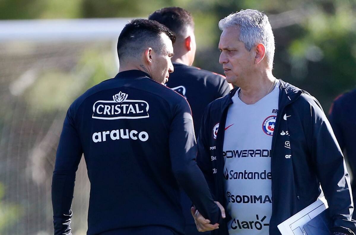 Rueda: "Hay futbolistas que llevan 10 años en la Selección. El liderazgo es de ellos"