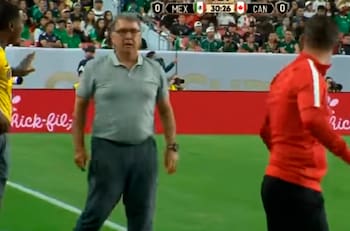 La fuerte discusión que tuvo Tata Martino con el entrenador de Canadá en la Copa de Oro