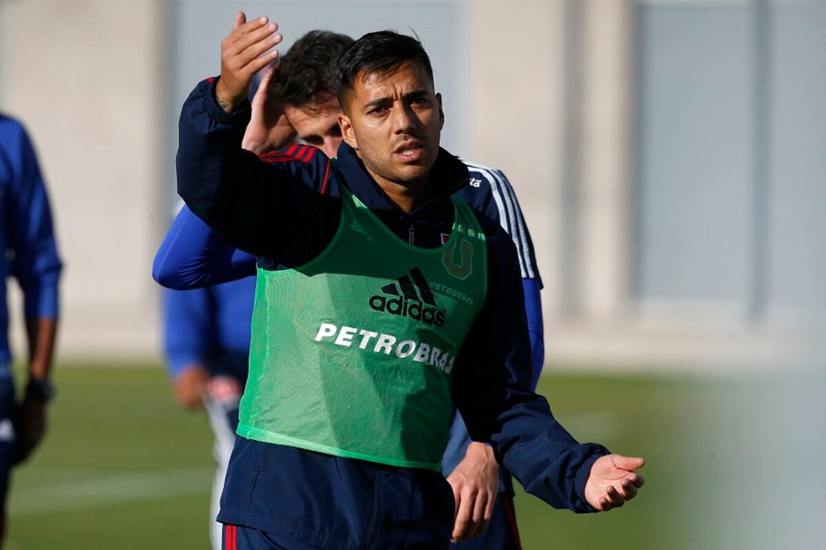 Futbol, entrenamiento de Universidad de Chile
El jugador de Universidad de Chile Matias Campos Toro es fotografiado durante la practica matutina en el CDA de Santiago, Chile.
14/05/2019
Andres Pina/Photosport
Football, Universidad de Chile's training session
Universidad de Chile's player Matias Campos Toro is pictured during the morning training session at the CDA sport center in Santiago, Chile.
14/05/2019
Andres Pina/Photosport