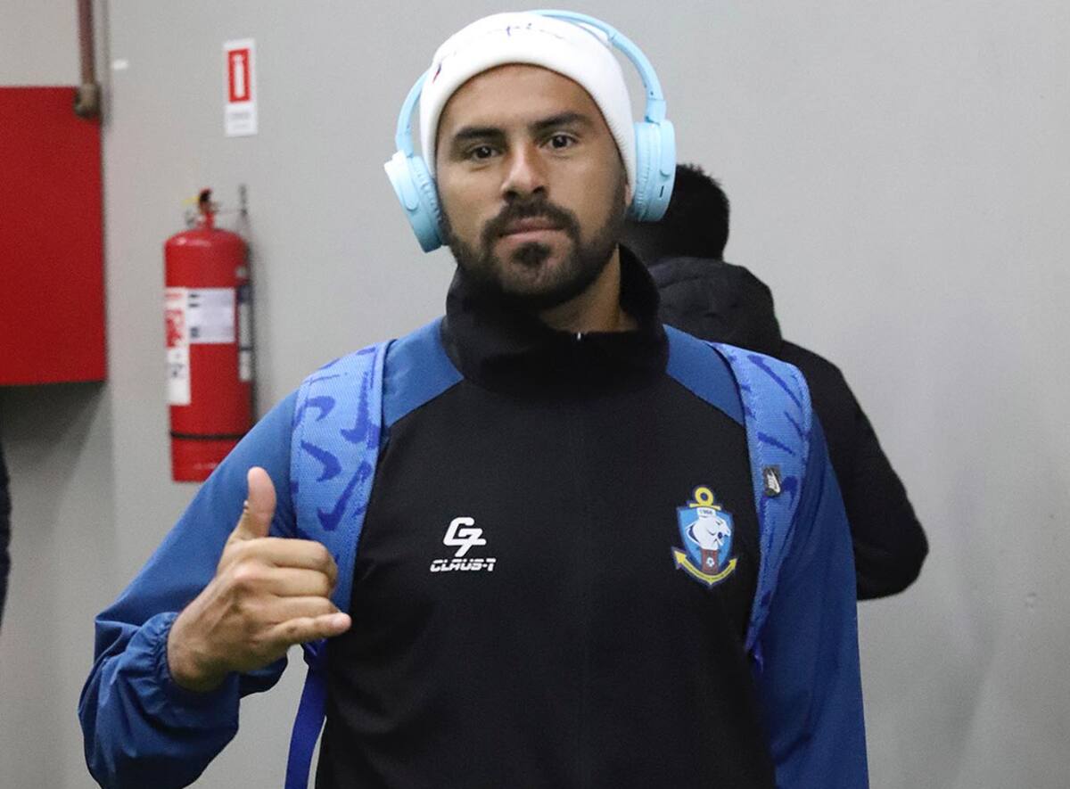 Enzo Díaz alcanzó a jugar solo seis partidos en Primera B. (Foto: @ClubDAntofagasta)