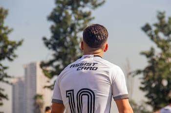 Viene de jugar en Primera B: el nuevo “10” que sumó Colo Colo para la Copa Libertadores