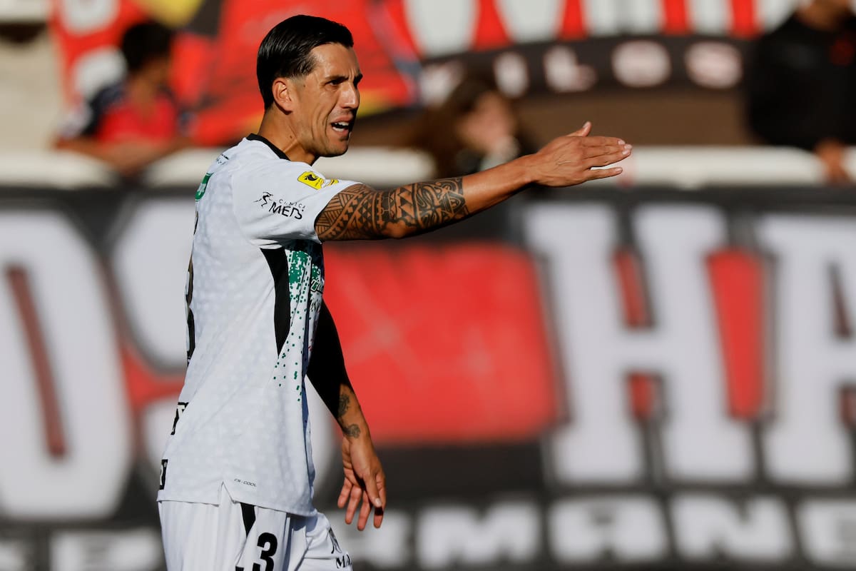 El defensor en Palestino. Foto: Agencia Aton.