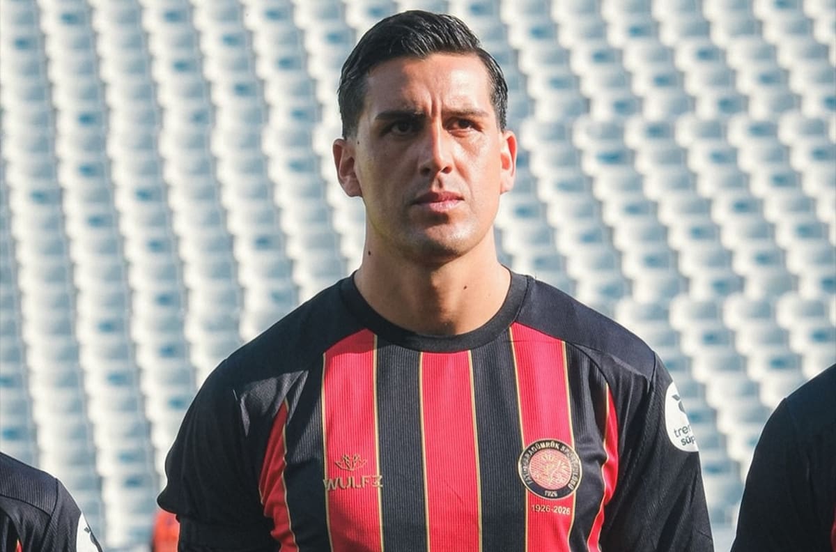 “Yo no cierro puertas”: Enzo Roco entre las opciones de Colo Colo para reemplazar a Alan Saldivia