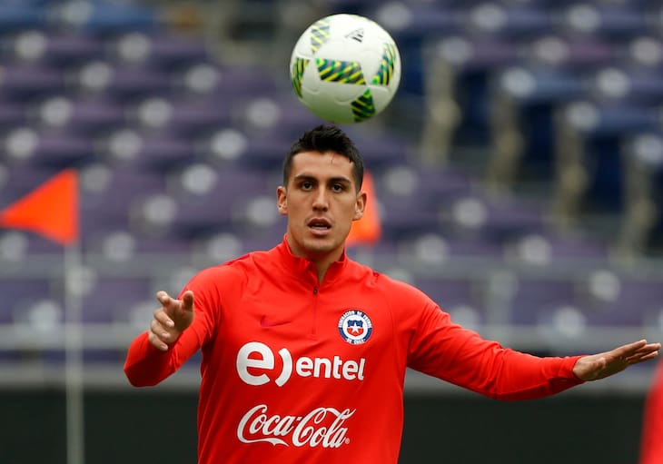 Enzo Roco pide más a los jugadores de la Selección Chilena: “Si la rompes en tu club pero no en La Roja, se hace difícil”