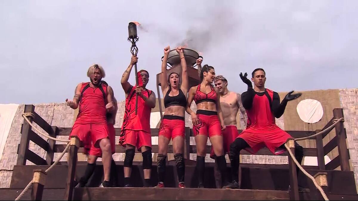 Después de una intensa competencia, el equipo rojo salió victorioso y eso conllevó a que el capitán del equipo verde nominara a uno de sus compañeros.