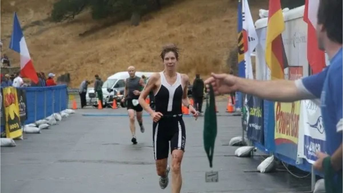 Terrible: encuentran restos de triatleta devorada por un tiburón en California