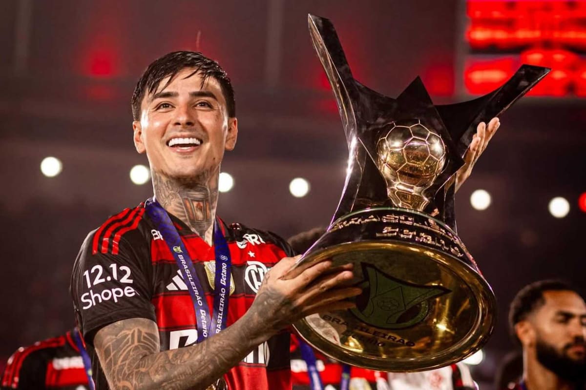 Apuntado tras consagrarse campeón en Brasil y Sudamérica. Foto: Instagram Pulgar