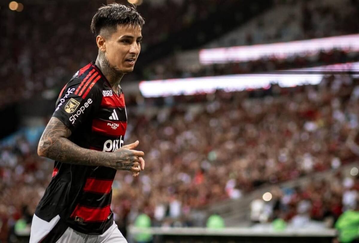 con la camiseta del Flamengo. Foto: @Erickoficial.