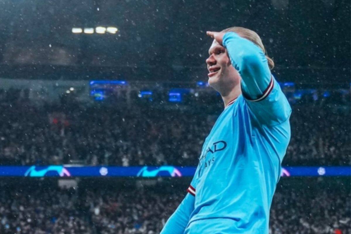 Erling Haaland amenaza al Arsenal en la Premier League.