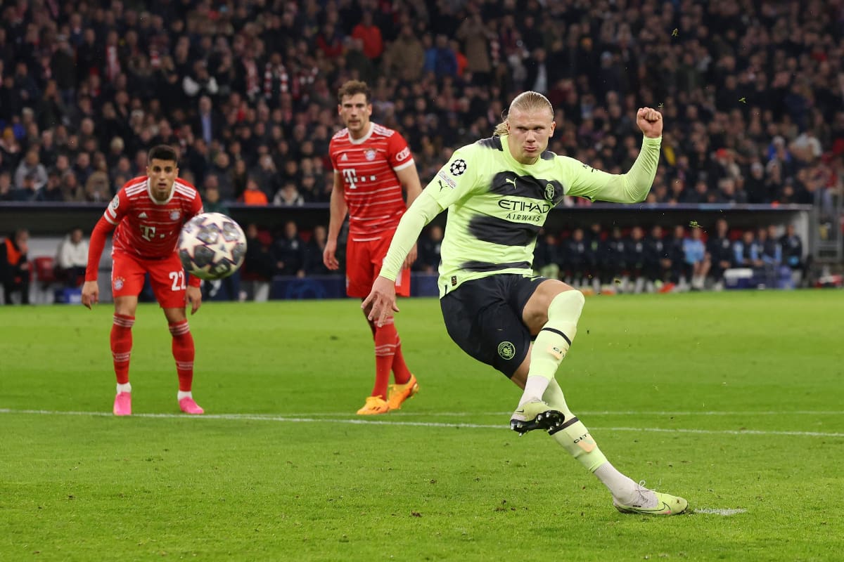 Erling Haaland desperdició un penal en el partido Bayern Munich vs Manchester City.