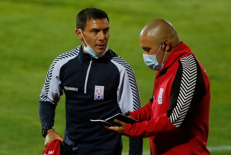 En su faceta como DT de Melipilla. Foto: Agencia Aton.