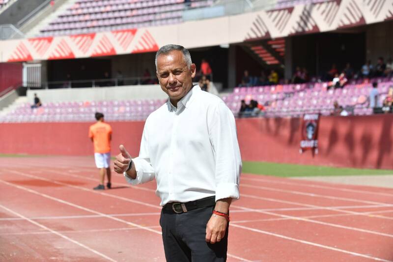 El entrenador de Deportes La Serena, Erwin Durán, sigue creyendo en la conducción y brillantez de un 10 clásico. Foto: Agencia Aton.