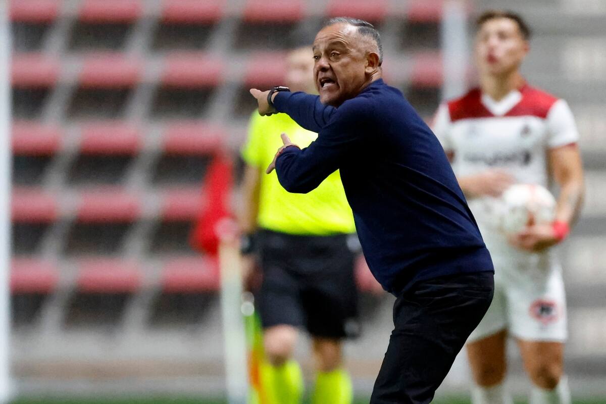 , entrenador de Deportes La Serena. Foto: Agencia Aton.