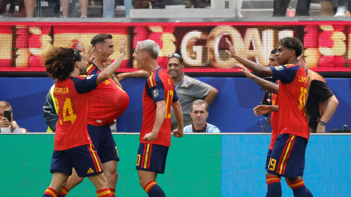 A días de la semifinal ante Francia: PSG acordó el fichaje de una de las figuras de España