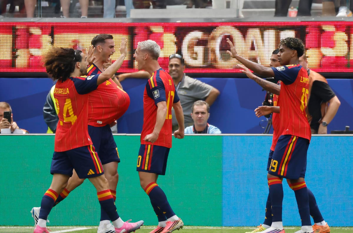 A días de la semifinal ante Francia: PSG acordó el fichaje de una de las figuras de España
